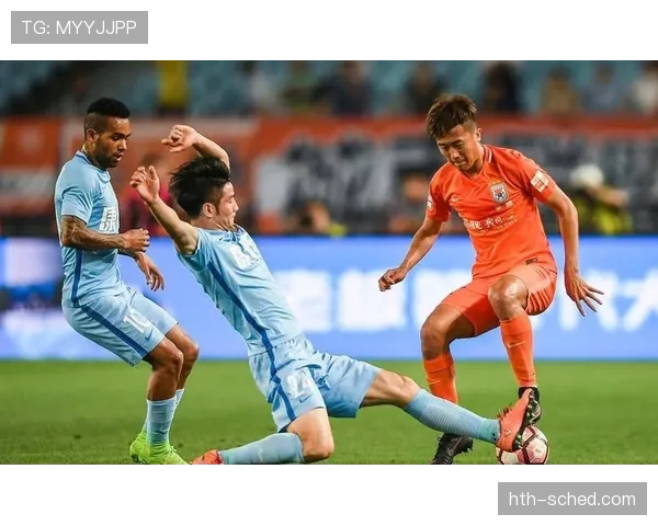 秘鲁队高压逼抢奏效，状态回升成功夺得胜利